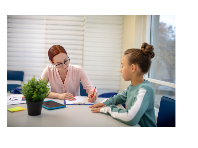 Professional working with child for the psycho-educational evaluation process